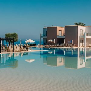 Akteon Holiday Village